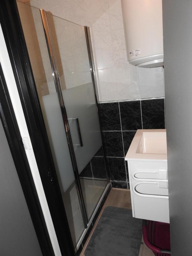 Studio Tres Confortable Limoges Exterior photo